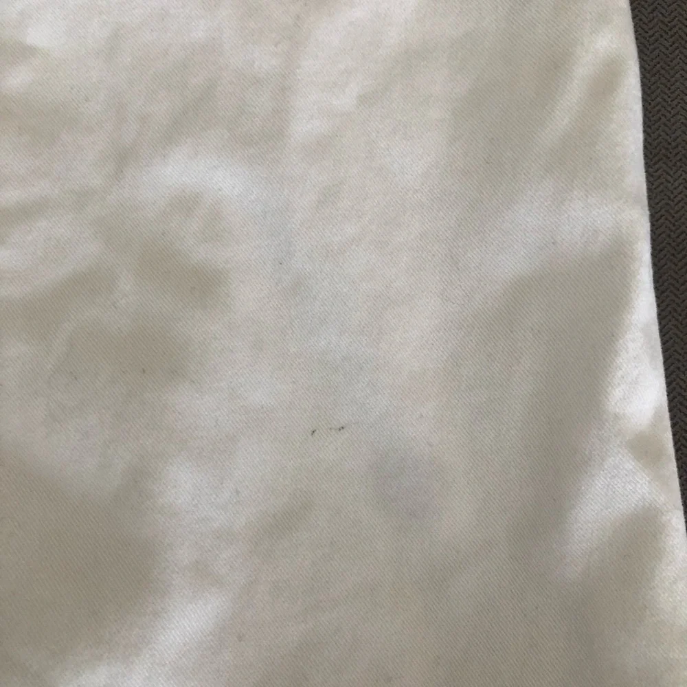 London Jean white jeans. Boot cut. Preowned. - Picture 8 of 16
